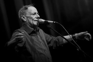 Roberto Vecchioni Teatro Brancaccio Roma ph Doralisa D'Urso (8)