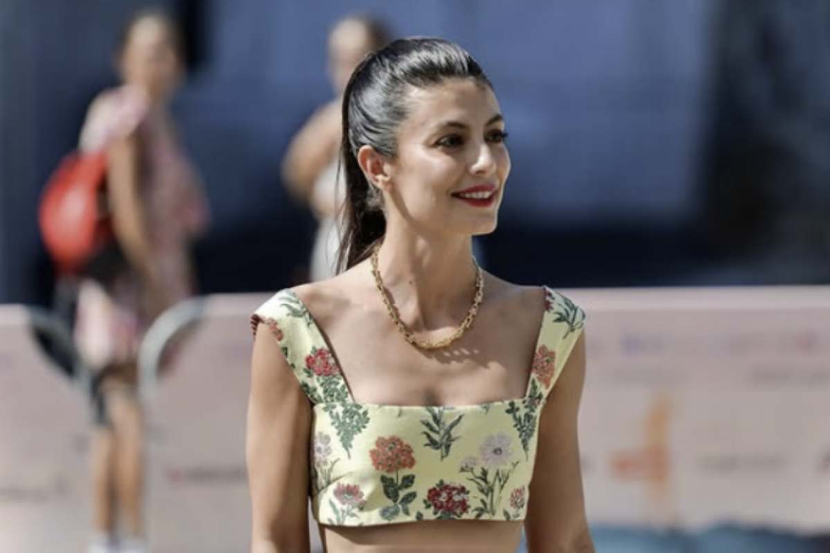 La sua vita privata sta vivendo un momento di grande attenzione, specialmente dopo il recente divorzio da Gianpaolo Sannino