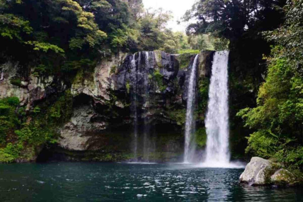 Cascate suggestive