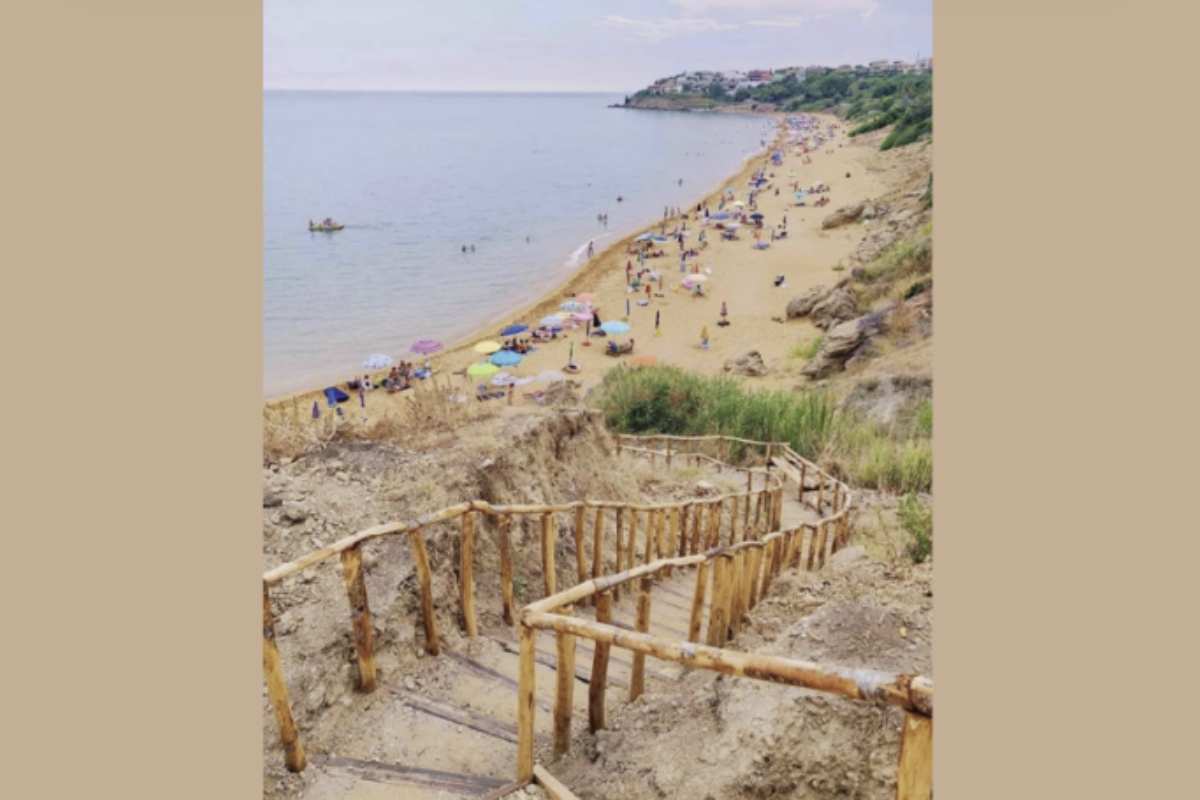 Una volta giunti a Le Cannella, vale la pena dedicare qualche giorno all’esplorazione di Isola Capo Rizzuto e dei suoi dintorni.