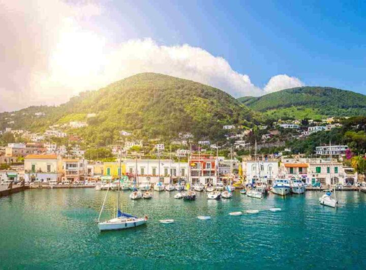 Non solo terme e mare, questa estate vai alla scoperta dell'isola verde d'Italia, ecco dove si trova