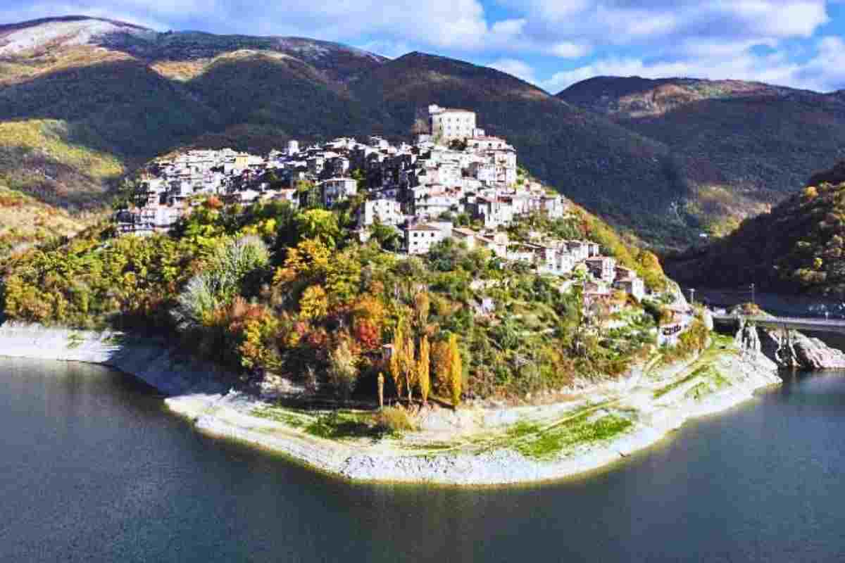 Visitare Castel di Tora
