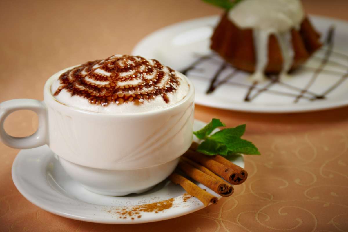 Cappuccino e dolce