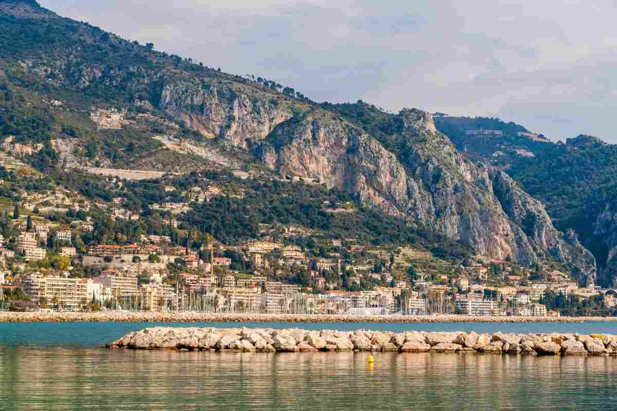 alta via del sale, scopri il percorso tra montagna e mare tra le alpi liguri