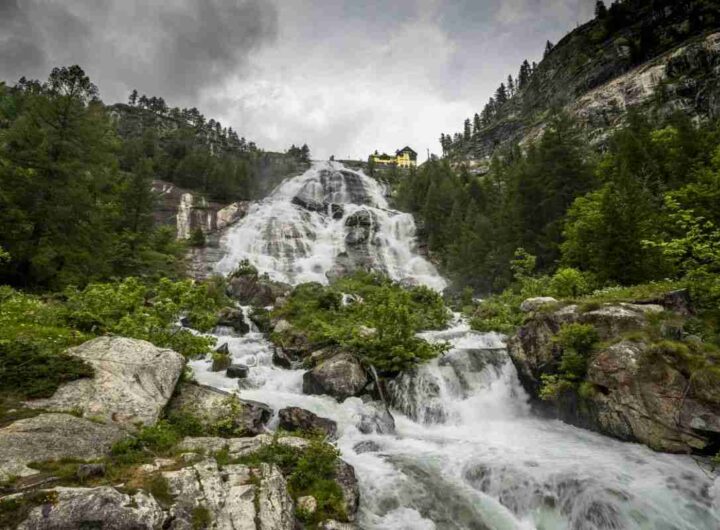 cascate, la più alta d'europa nel cuore del piemonte