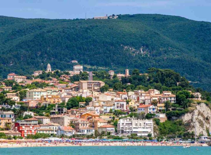 marche scopri questi posti meravigliosi tra sapori e paesaggi