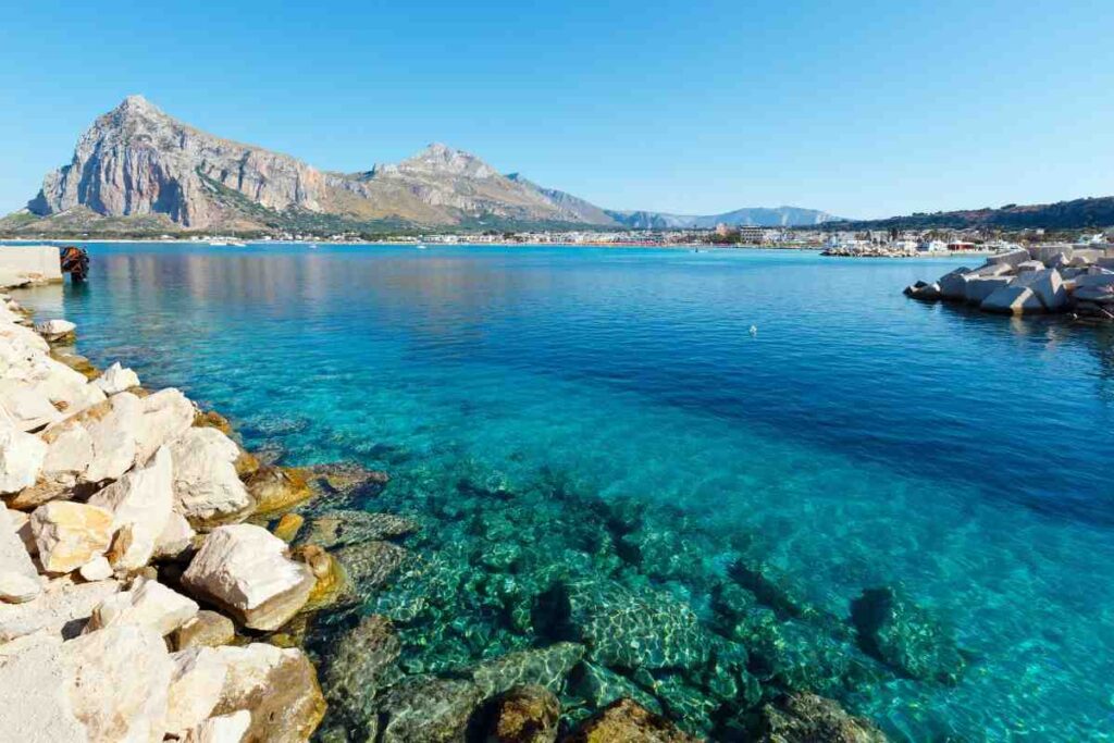 caraibi della sicilia: spiaggie bianche e mare cristallino