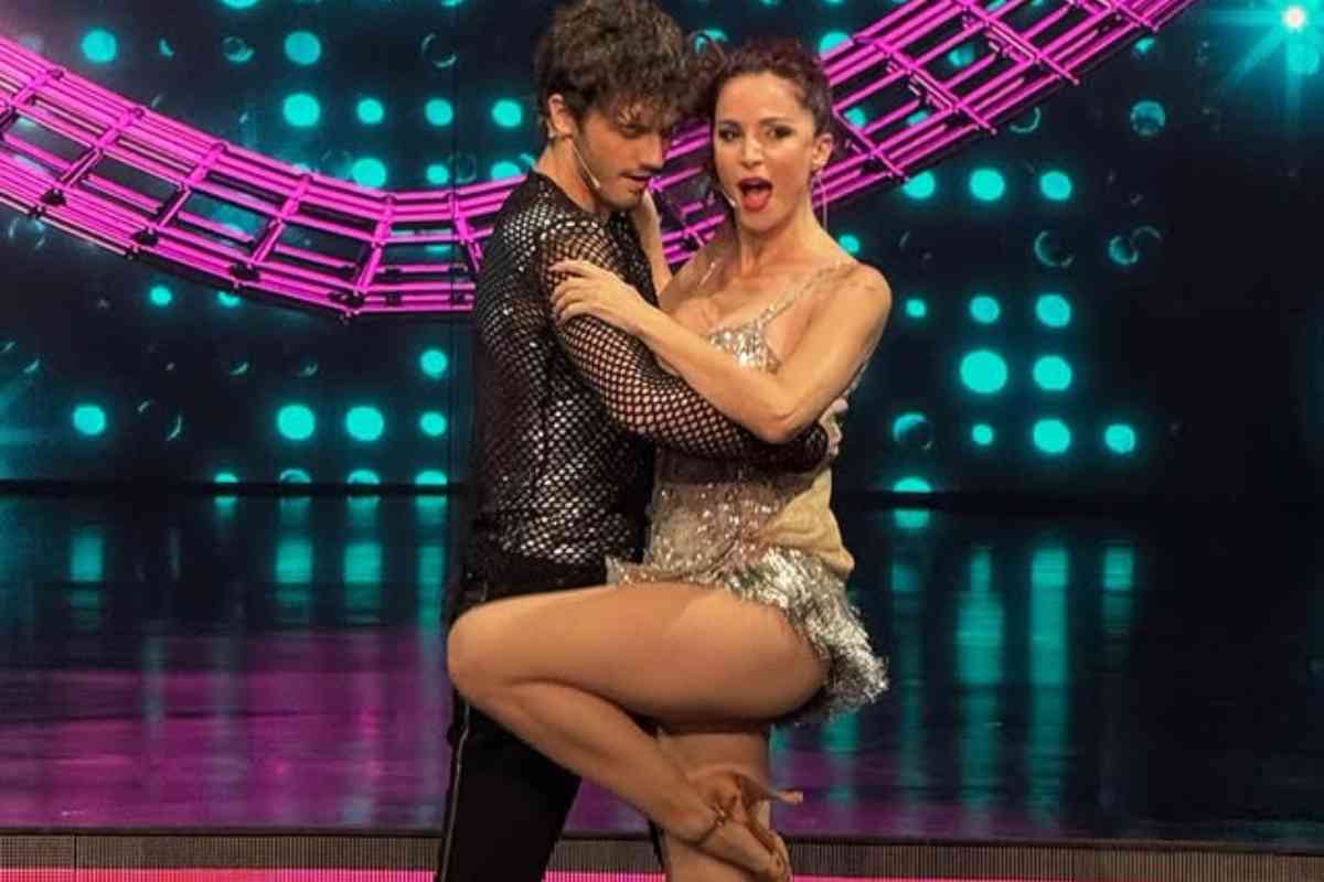 Andrea Delogu e Nikita Perotti flirt