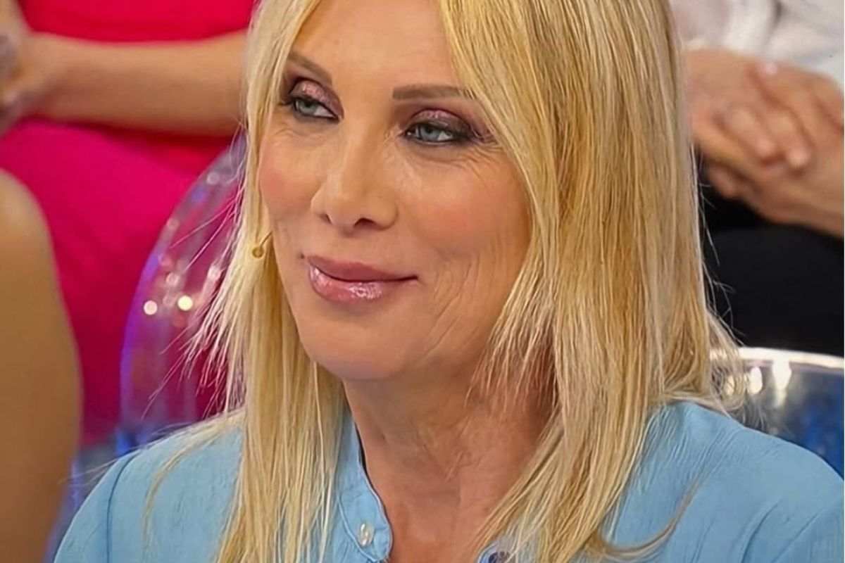 Sabrina Zago lascia Uomini e Donne con un cavaliere