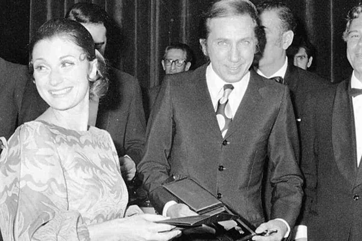 Rischiatutto, ricordate la Signora Longari?, i dettagli