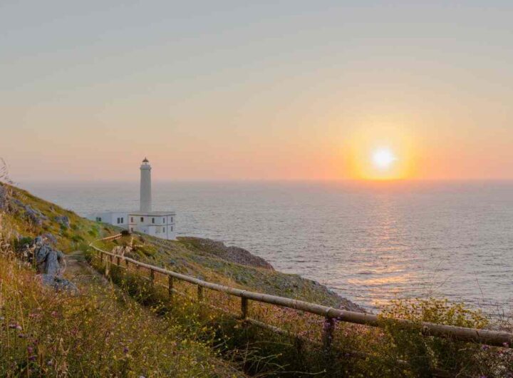 scopri la bellezza di punta palascia in puglia