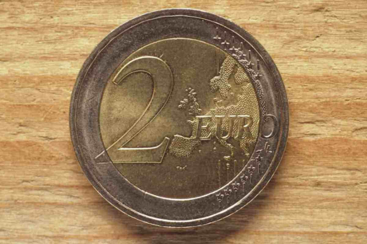Errori di conio e tirature particolarmente esigue possono far lievitare il valore di alcune monete da 1 e 2 euro,