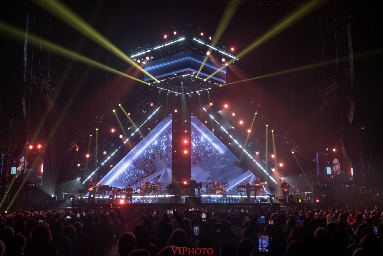 115b1285 0f40 4848 8715 441026eb8031